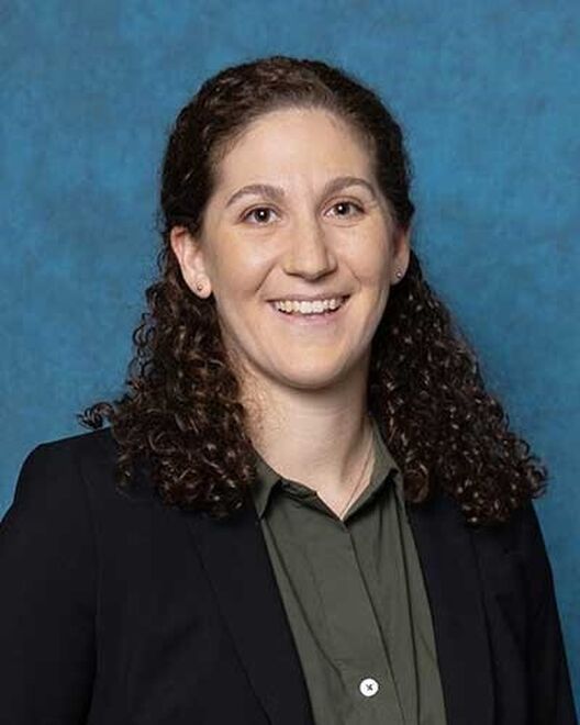 Julie rekant headshot