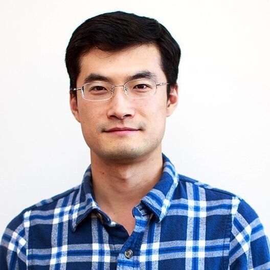 Dou Zhixun headshot
