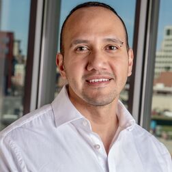 Silva Garcia Headshot